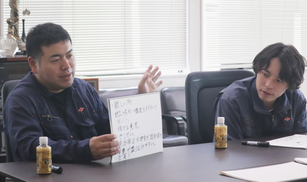 座談会の様子13